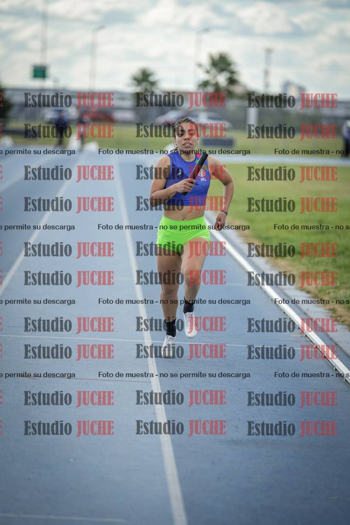 Fotos de las postas 4x400 m llanos de mujeres