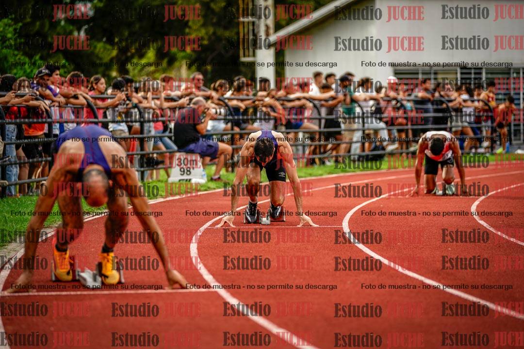 Fotos de los 400 m llanos de varones