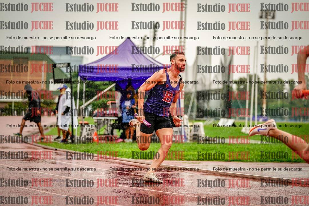 Fotos de las postas 4x400 m de varones