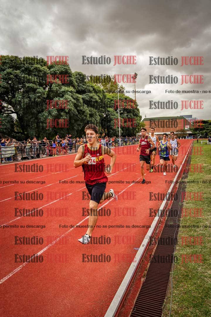 Fotos de los 800 m de varones