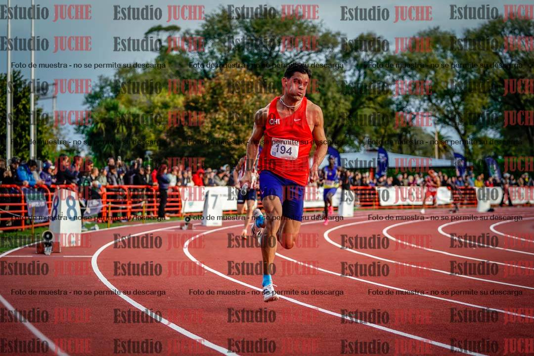 Fotos de los relevos 4x400 m de varones