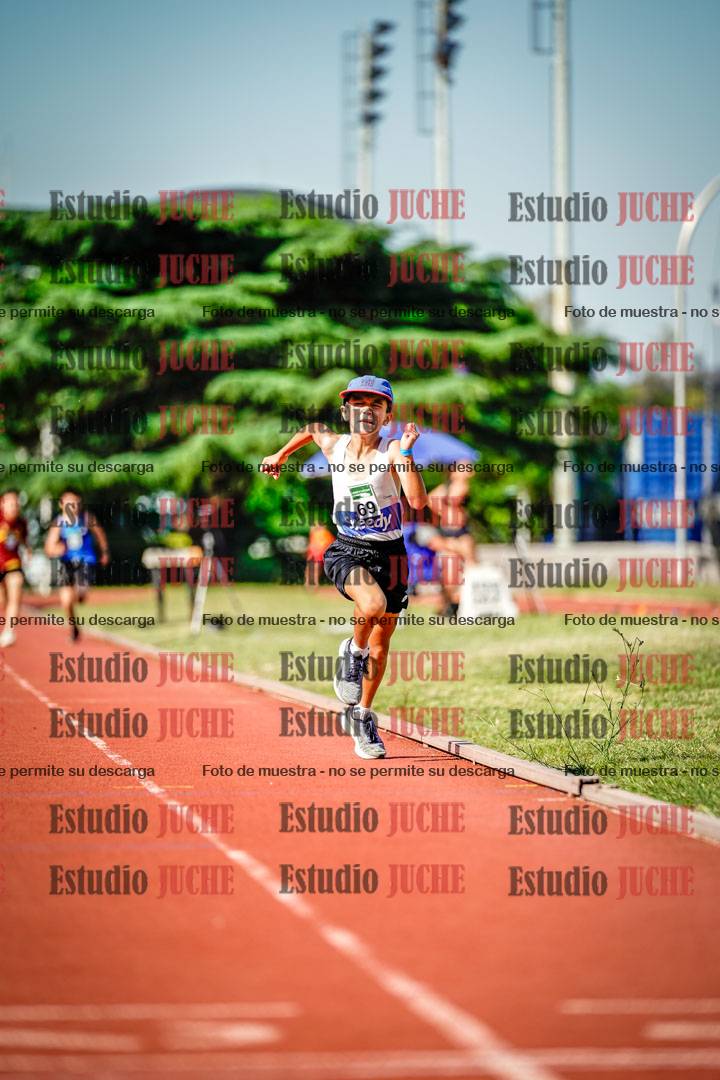 Fotos de los 1000 m llanos de varones