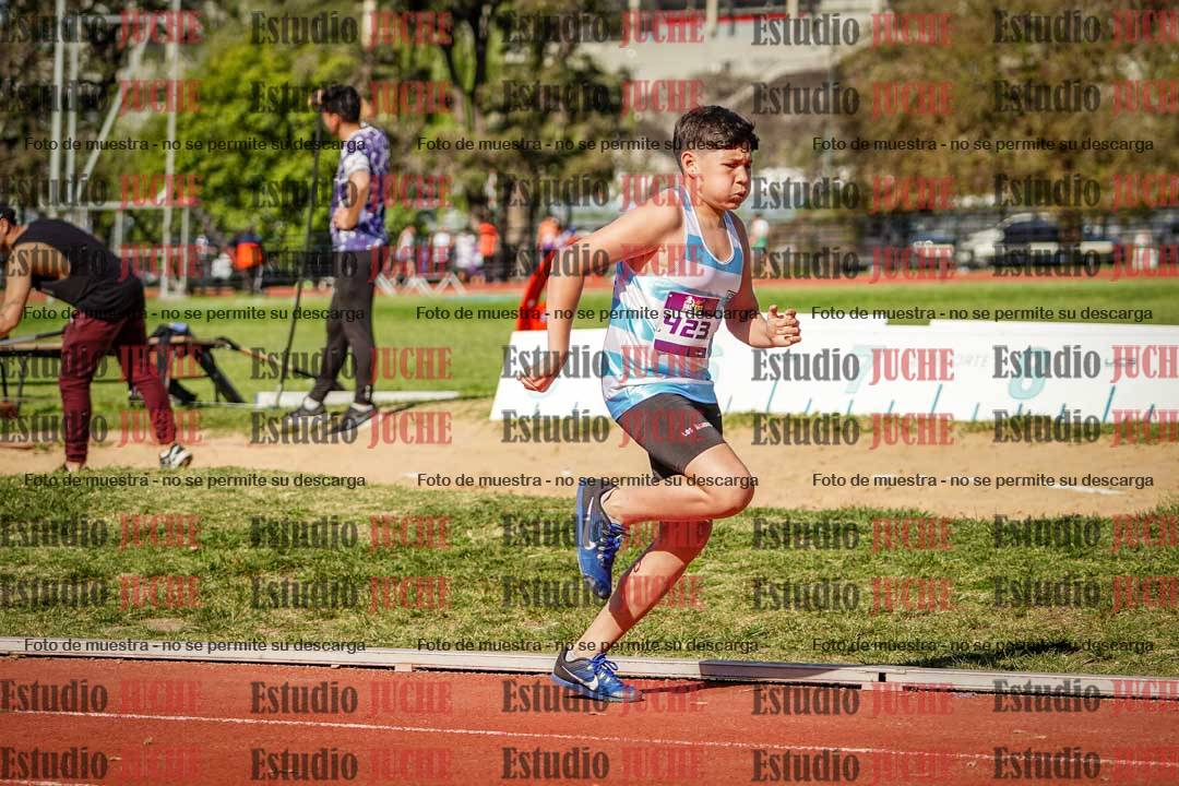 Fotos de los 600 m llanos de varones