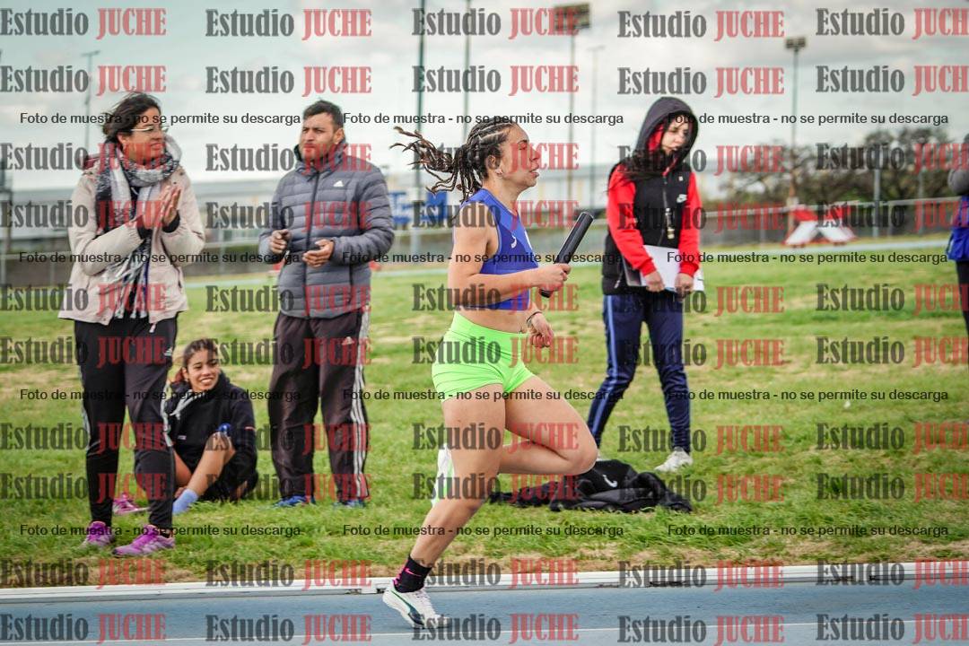Fotos de las postas 4x400 m llanos de mujeres