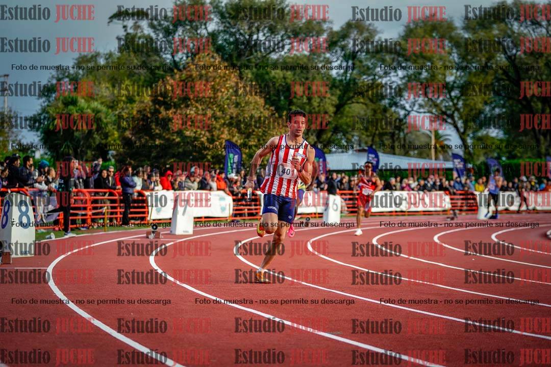 Fotos de los relevos 4x400 m de varones