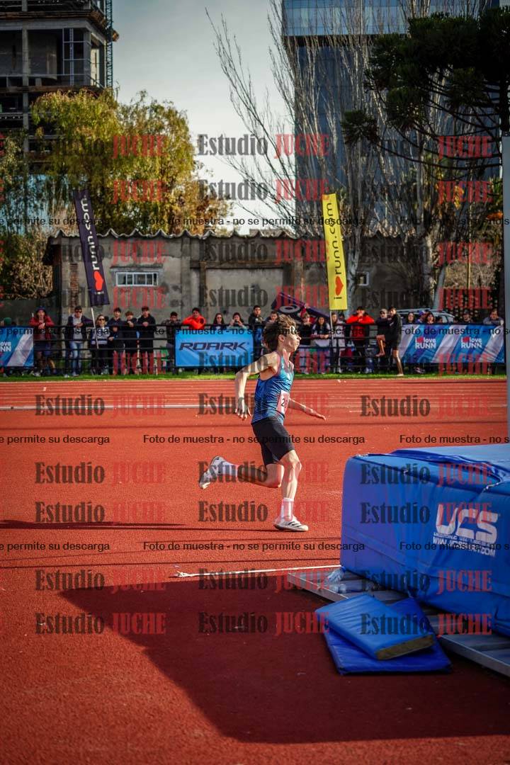 Fotos del salto en alto de varones