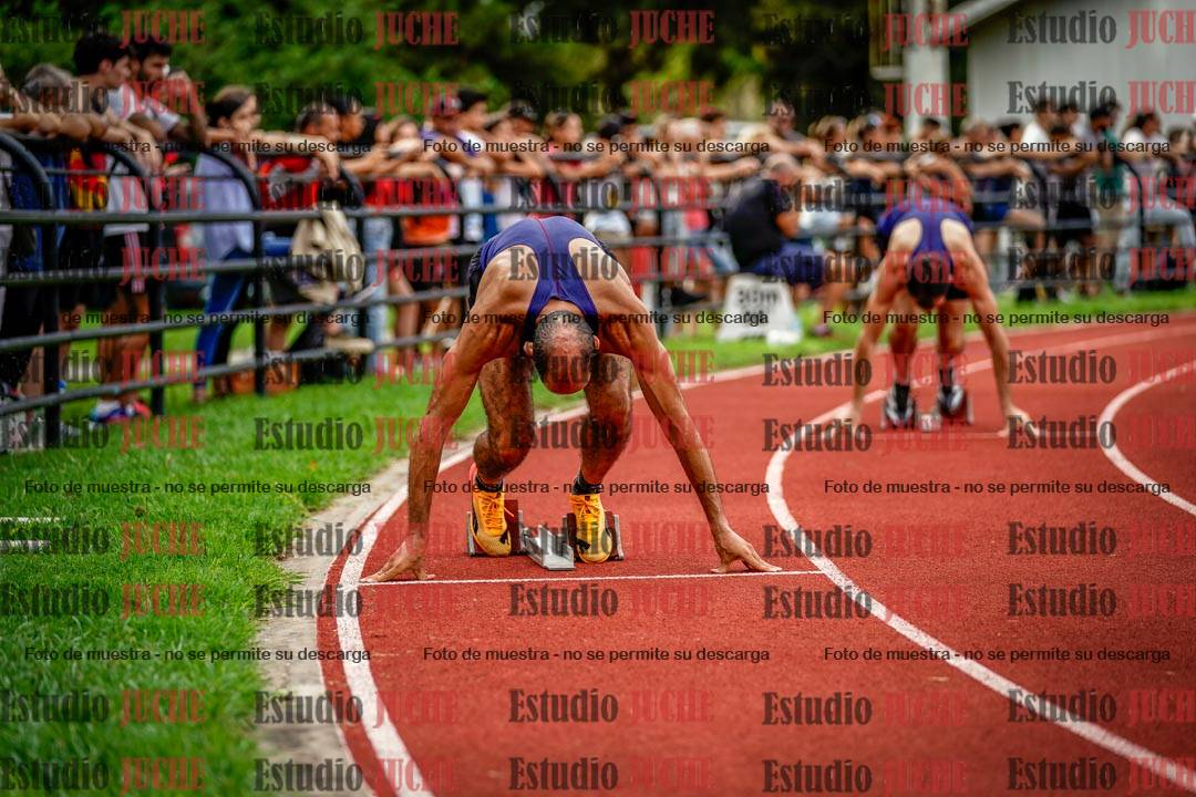 Fotos de los 400 m llanos de varones