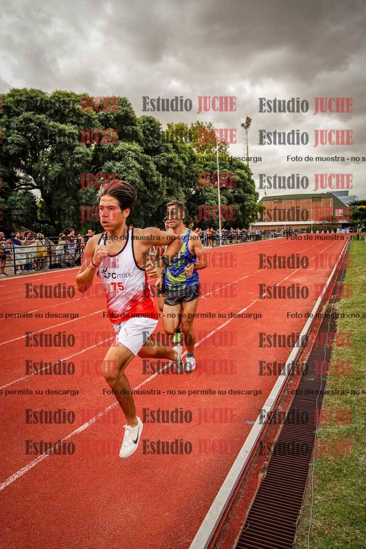 Fotos de los 800 m de varones
