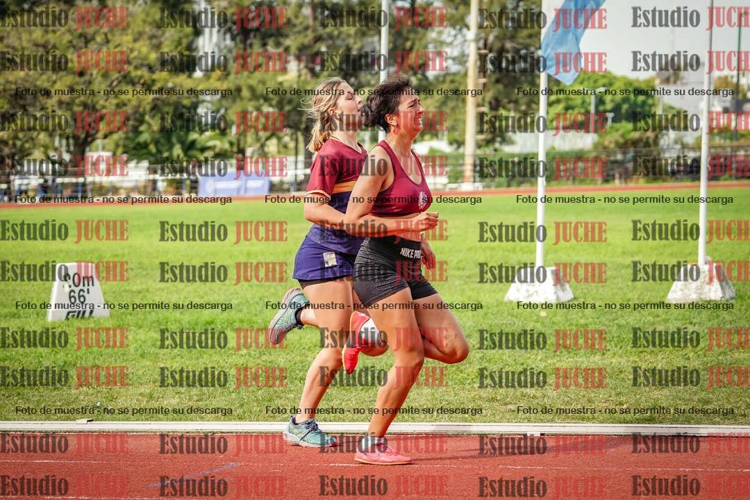 Fotos de los 800 m llanos de mujeres - hepta 7