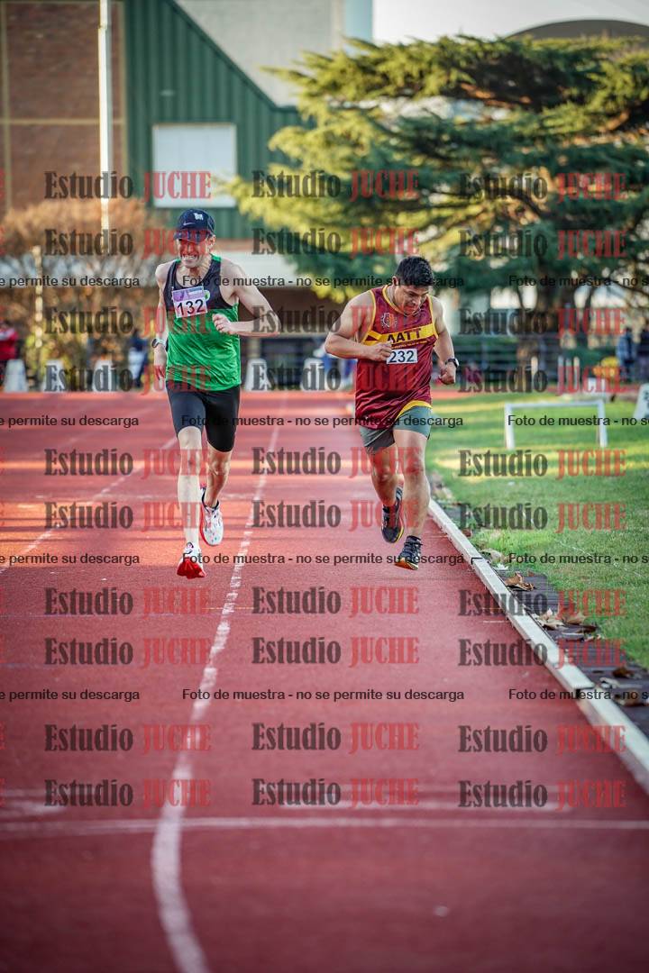 Fotos de los 3000 m llanos de varones