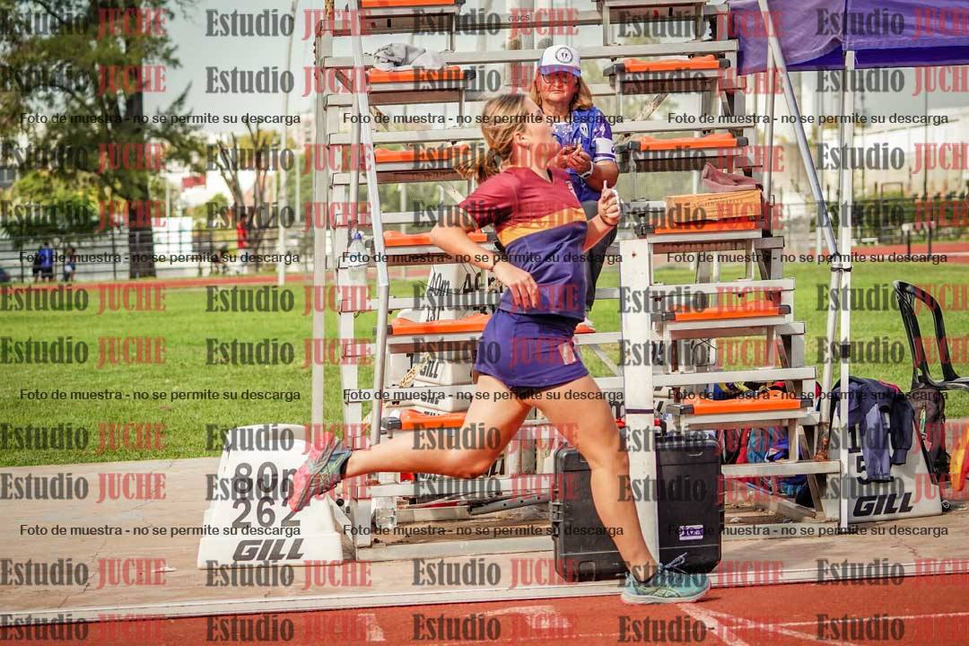 Fotos de los 800 m llanos de mujeres - hepta 7