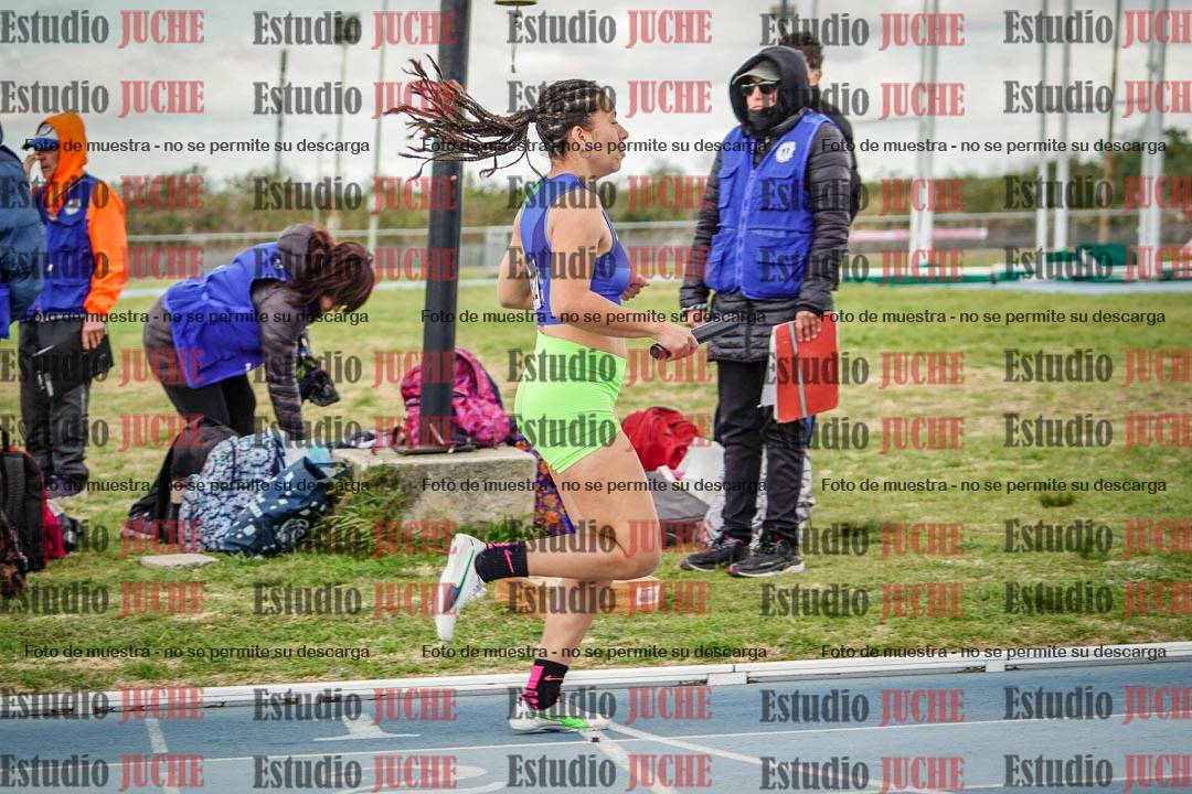 Fotos de las postas 4x400 m llanos de mujeres