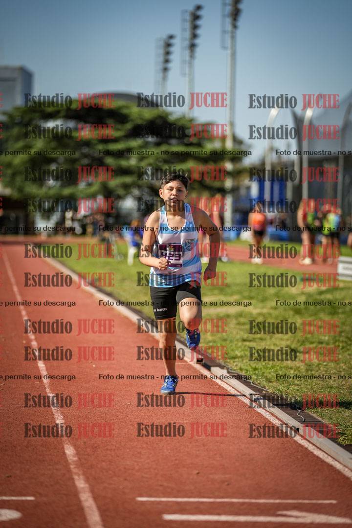 Fotos de los 600 m llanos de varones