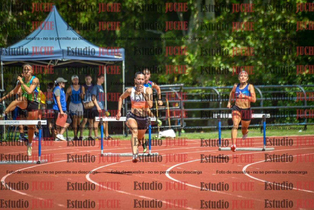 Fotos de los 400 m con vallas de mujeres