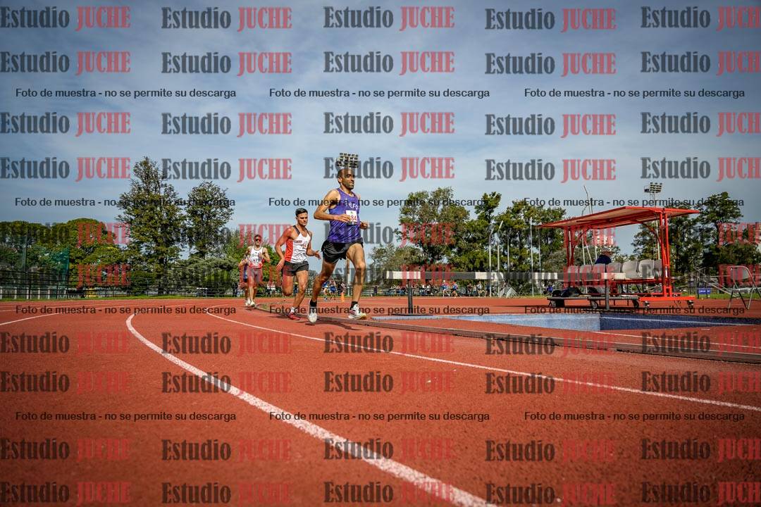 Fotos de los 3000 m llanos de varones