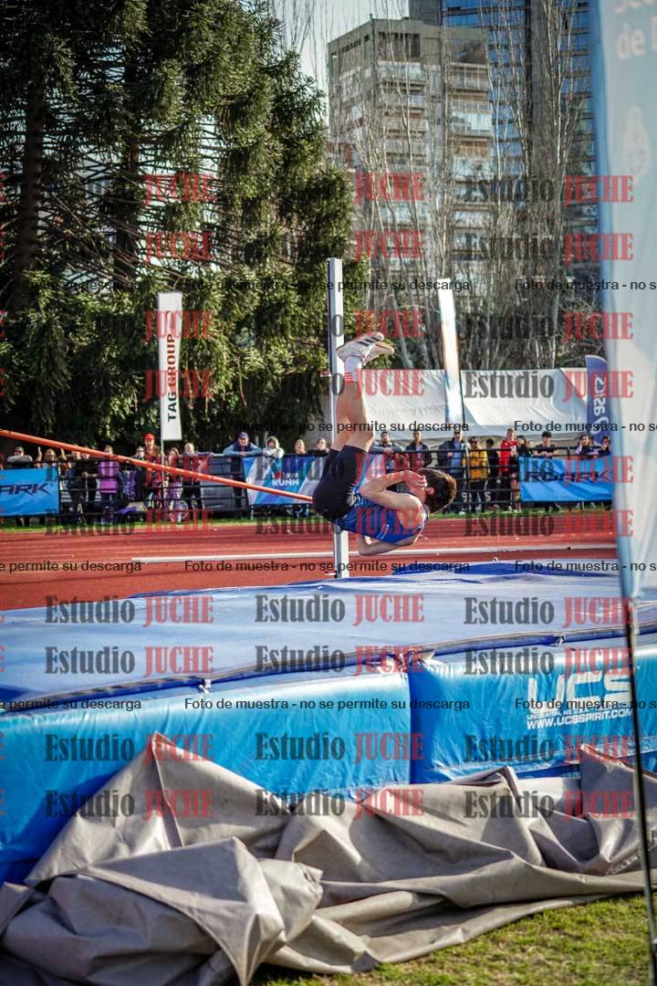 Fotos del salto en alto de varones