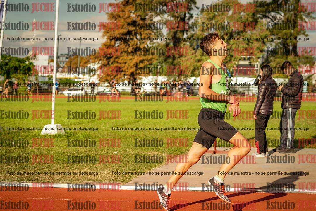 Fotos de los 1500 m llanos de varones