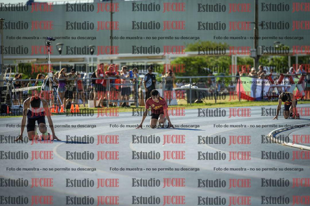 Fotos de los 400 m llanos de varones