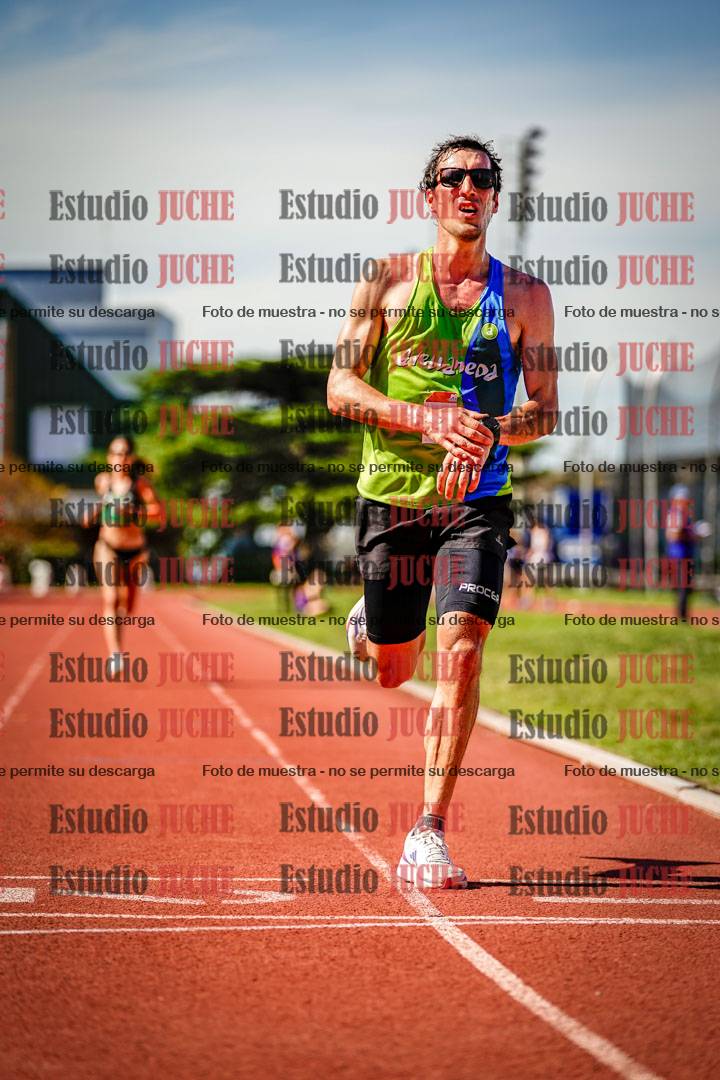 Fotos de los 5000 m llanos de mujeres y varones
