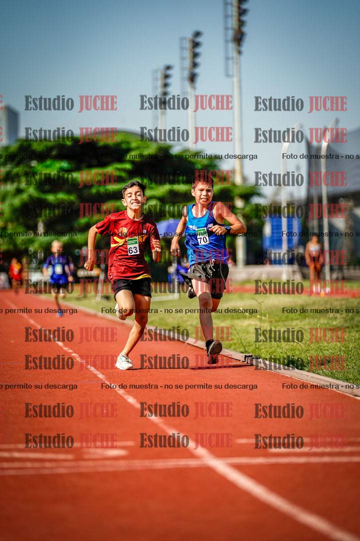 Fotos de los 1000 m llanos de varones