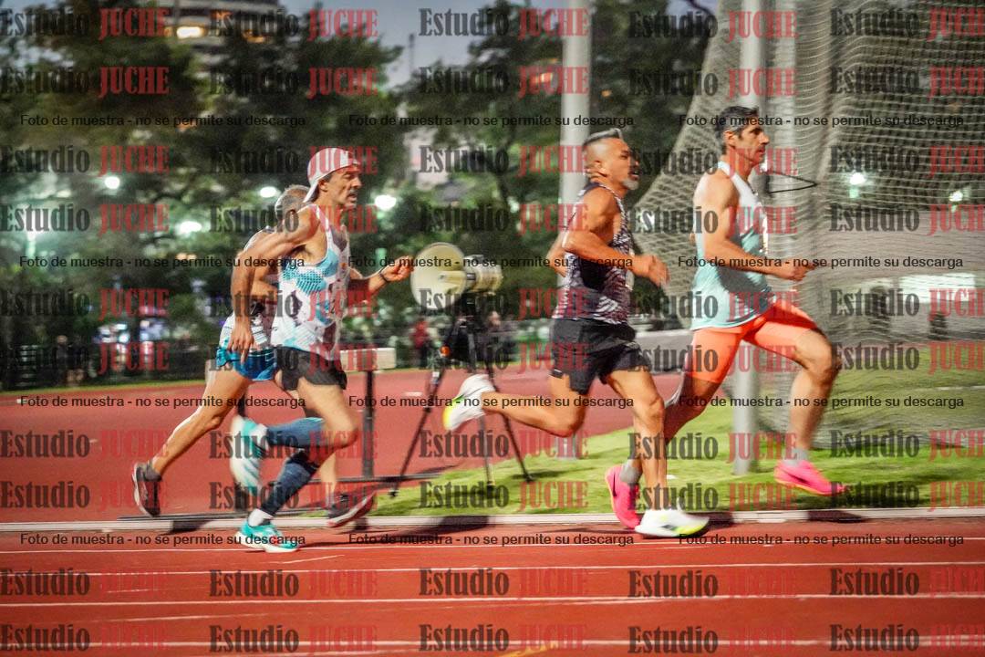 Fotos de los 1500 m llanos de varones