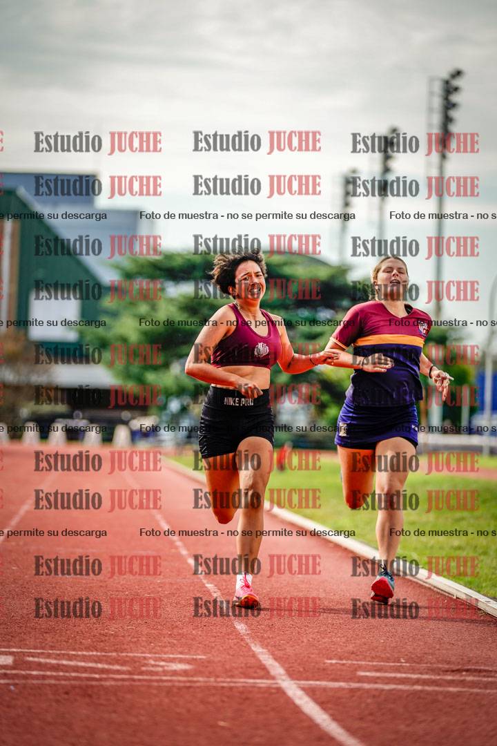 Fotos de los 800 m llanos de mujeres - hepta 7