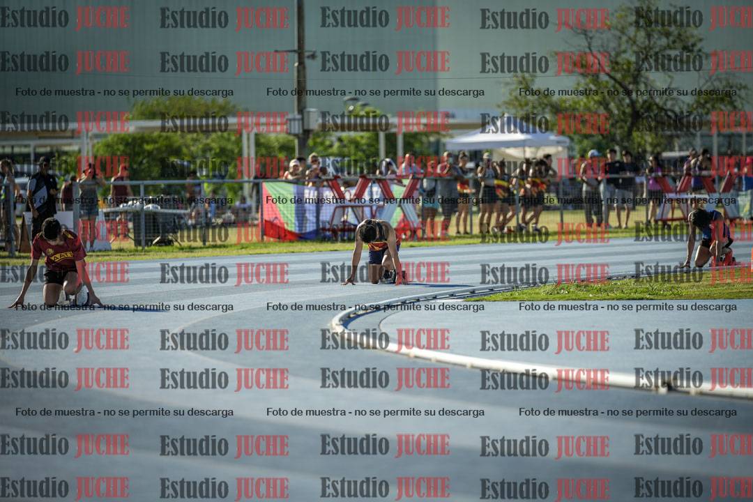 Fotos de los 400 m llanos de varones