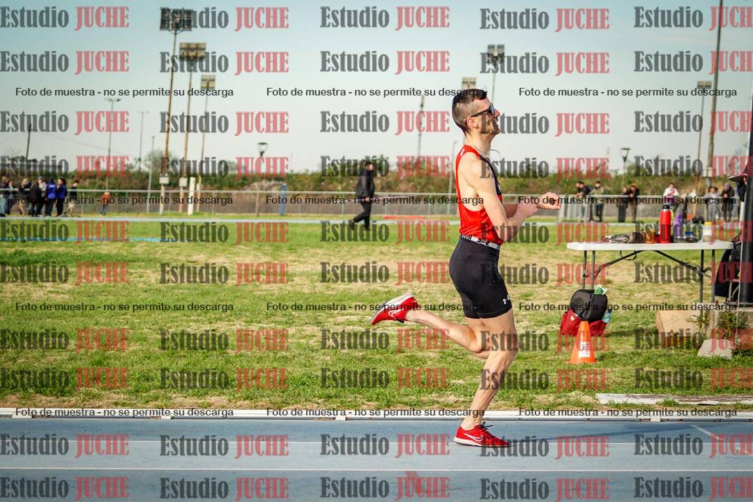 Fotos de los 1500 m llanos de varones