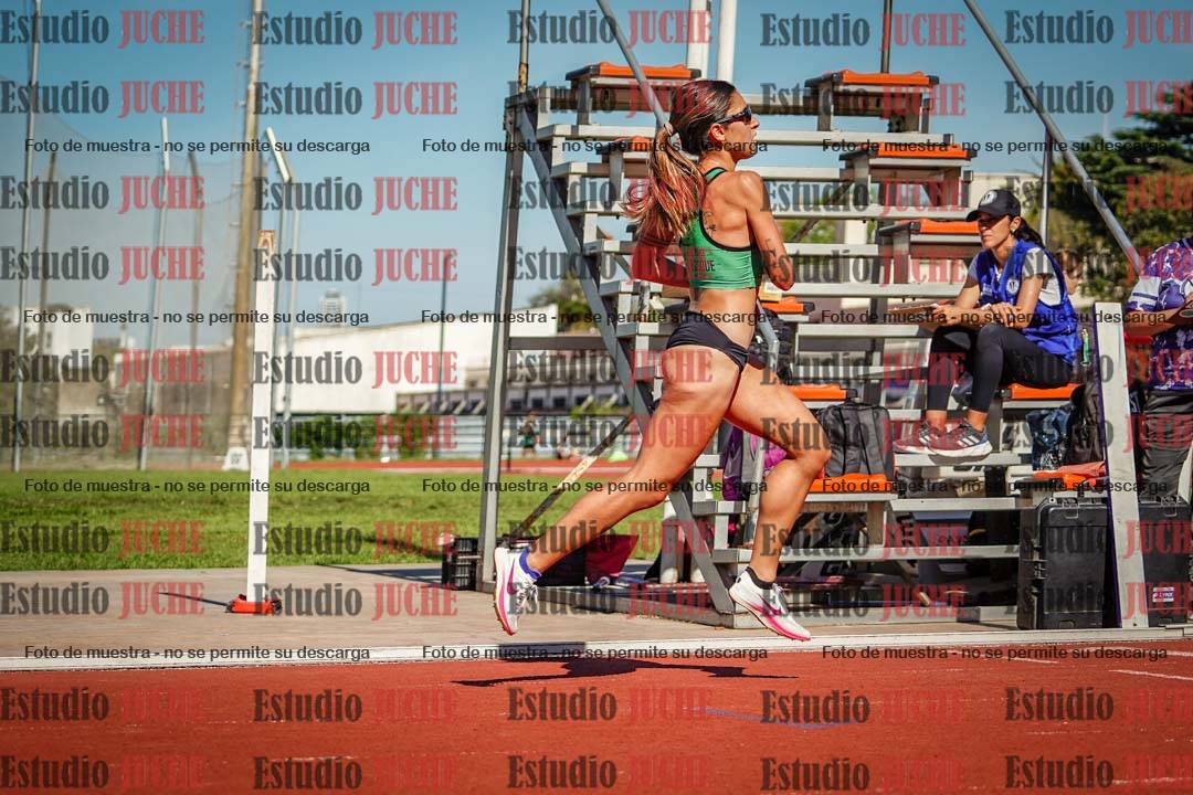 Fotos de los 5000 m llanos de mujeres y varones