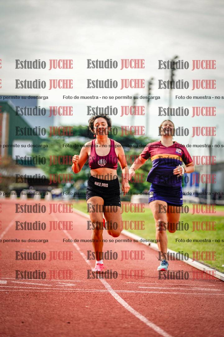 Fotos de los 800 m llanos de mujeres - hepta 7
