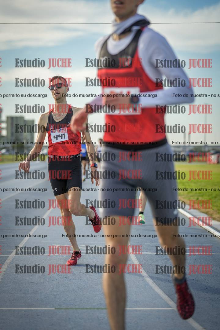 Fotos de los 1500 m llanos de varones