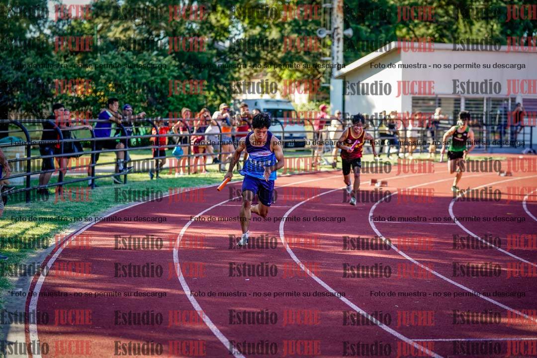 Fotos de las postas 4x100 m de varones