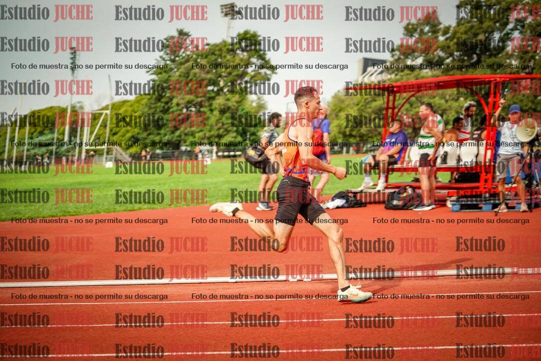Fotos de los 400 m llanos de varones
