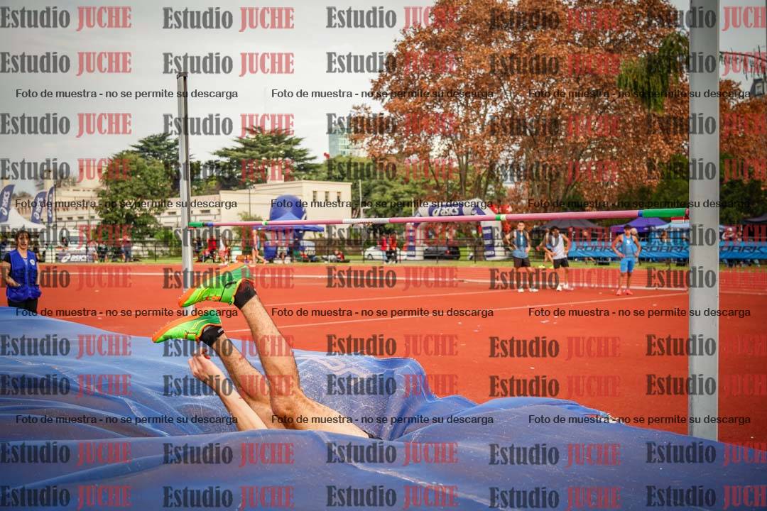 Fotos del salto en alto de varones - decatlón 4