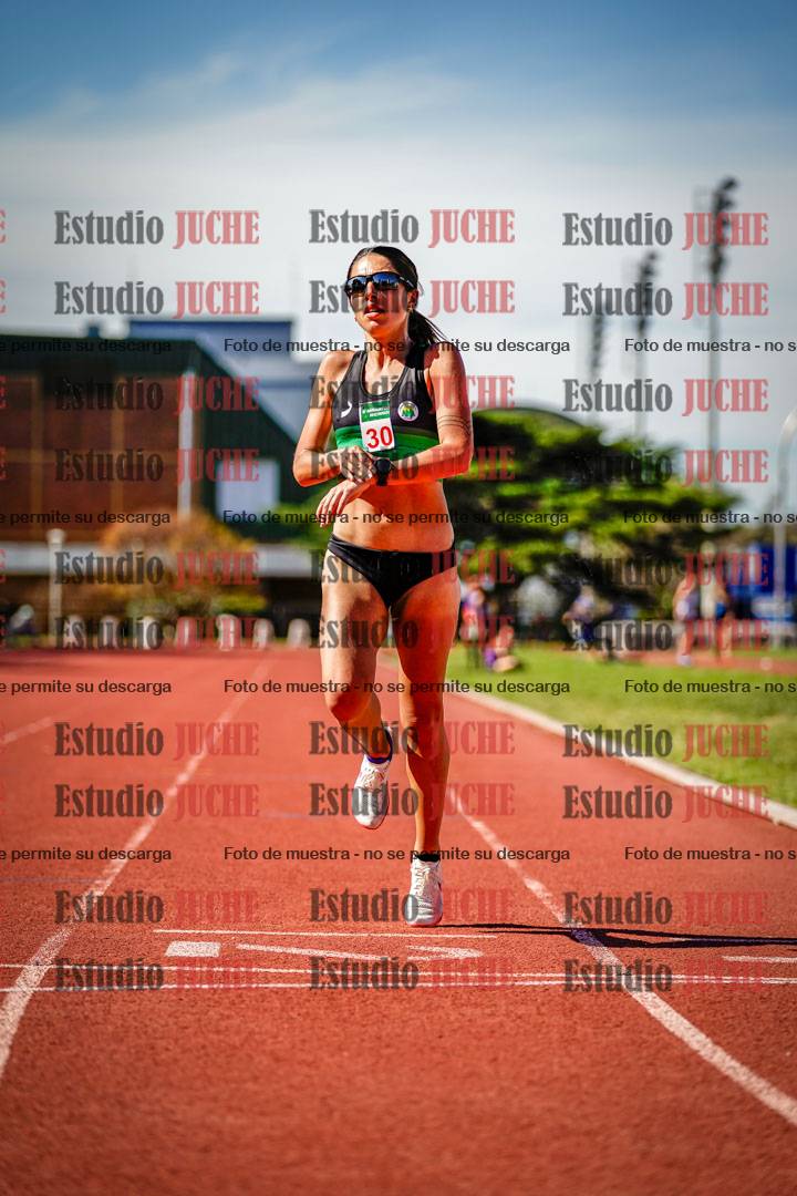 Fotos de los 5000 m llanos de mujeres y varones