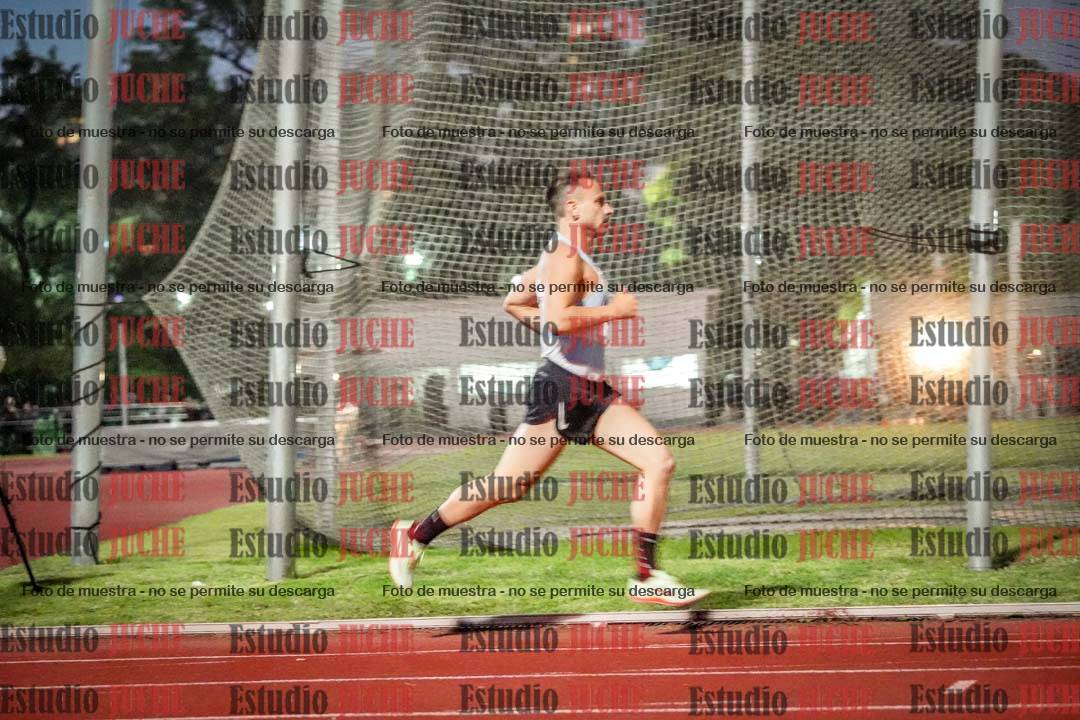 Fotos de los 1500 m llanos de varones