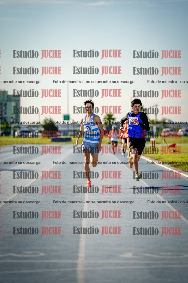 Fotos de los 1500 m llanos de varones