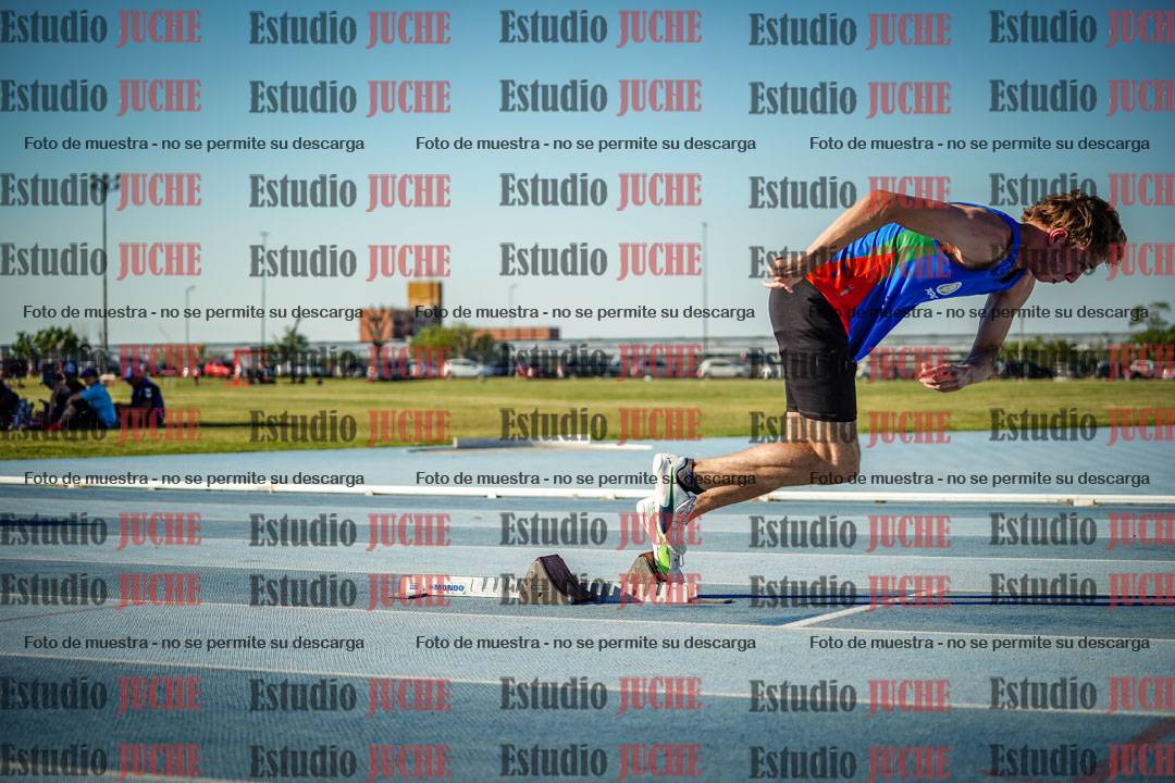 Fotos de los 400 m llanos de varones