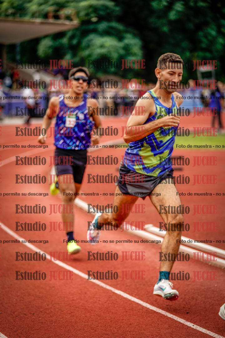 Fotos de los 800 m de varones