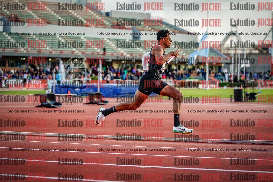 Fotos de los relevos 4x400 m de varones