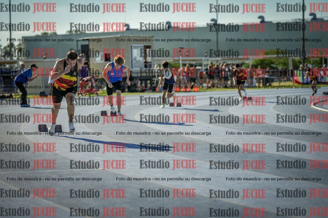 Fotos de los 400 m llanos de varones