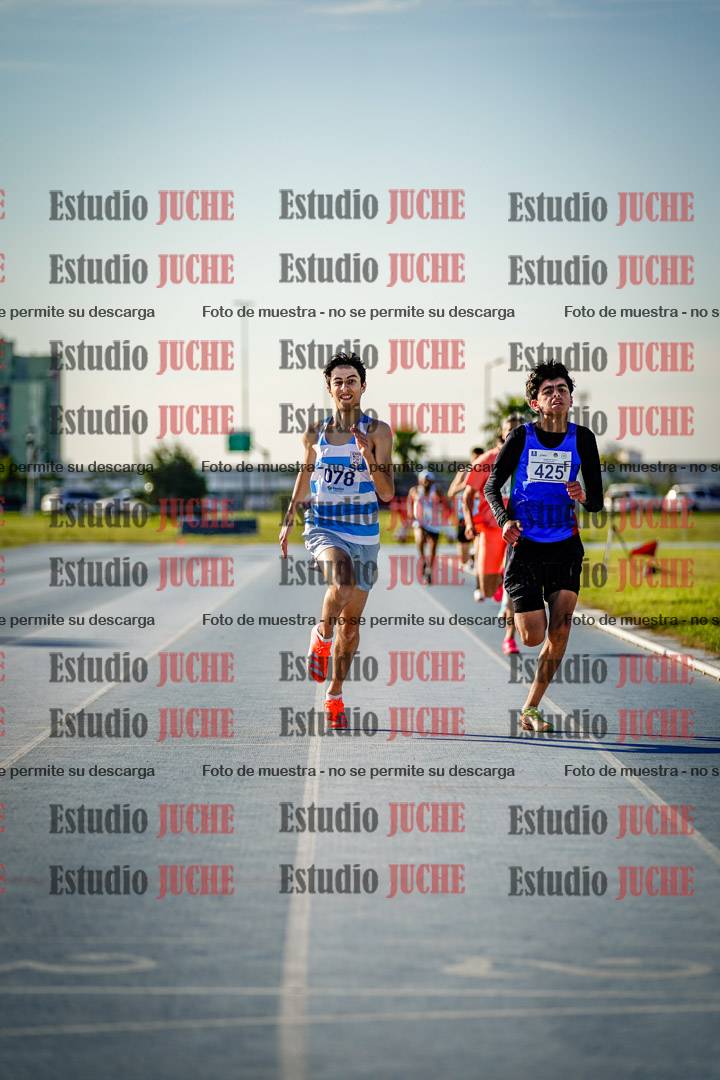 Fotos de los 1500 m llanos de varones