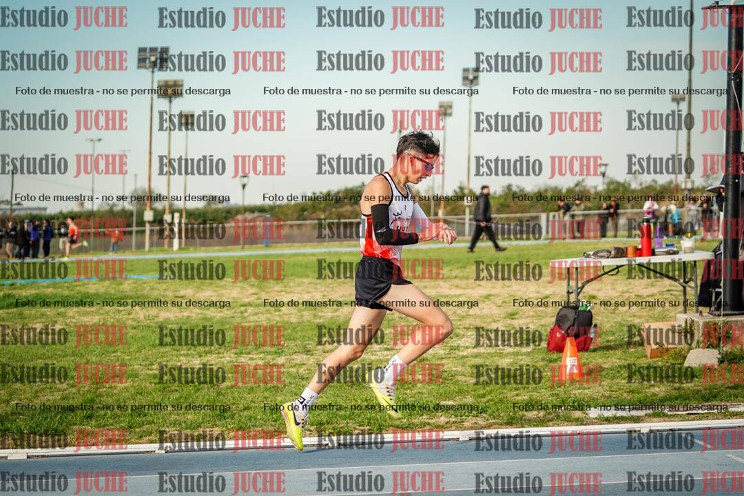 Fotos de los 1500 m llanos de varones
