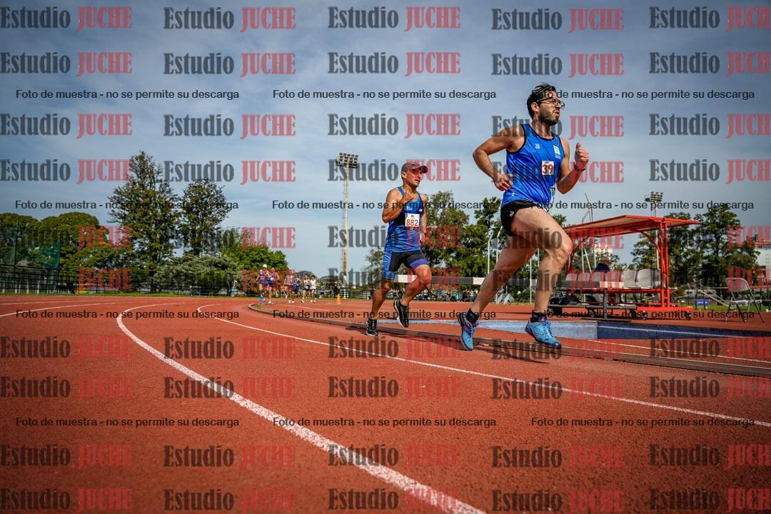 Fotos de los 3000 m llanos de varones