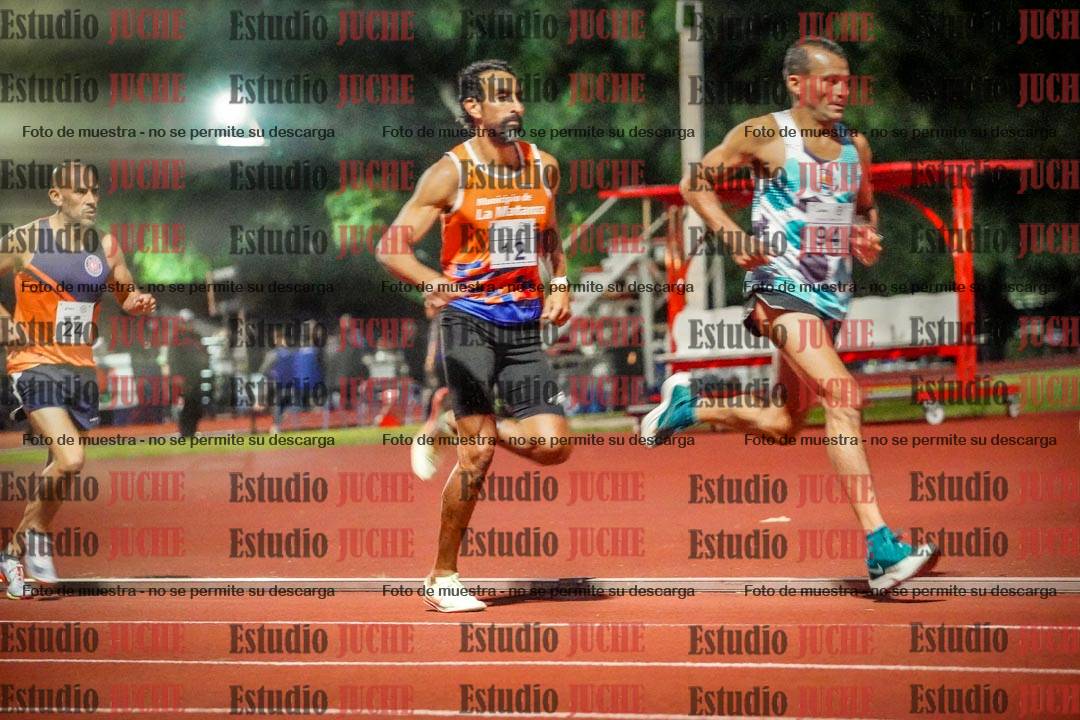 Fotos de los 1500 m llanos de varones