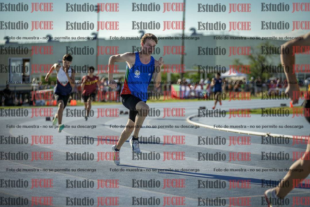 Fotos de los 400 m llanos de varones