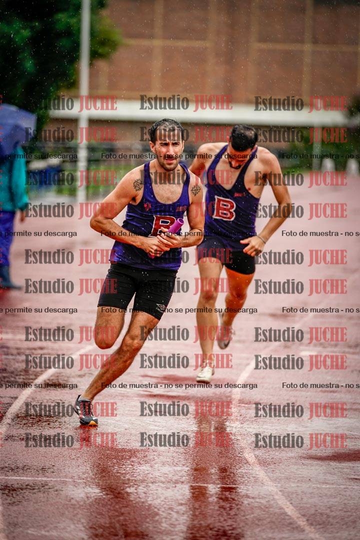 Fotos de las postas 4x400 m de varones