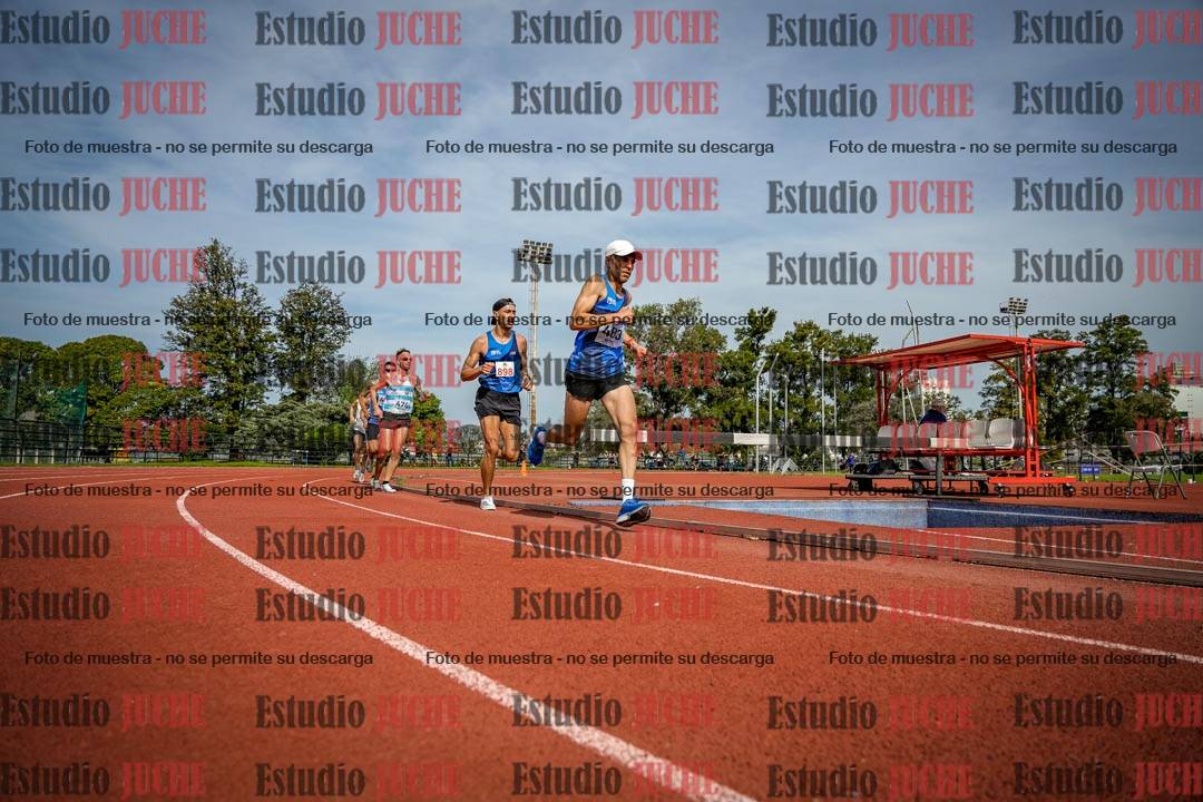 Fotos de los 3000 m llanos de varones