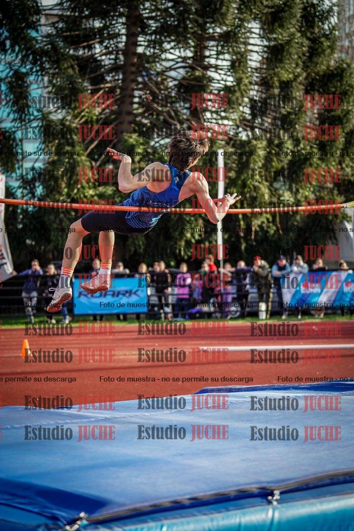 Fotos del salto en alto de varones