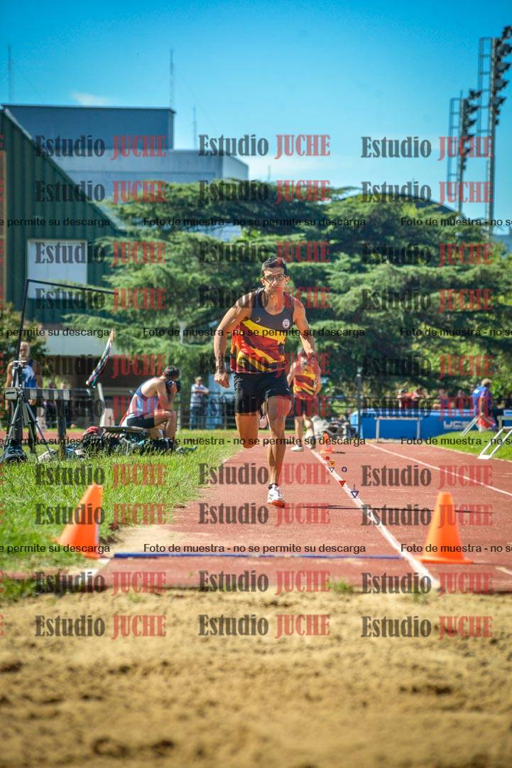 Fotos del salto en largo de varones - decatlón 2